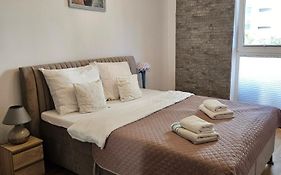 Apartament Wiatraczna
